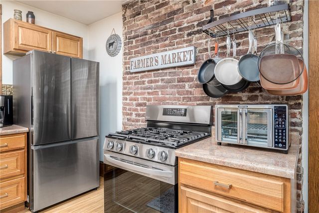 139 Main St, Claysville, PA 15323