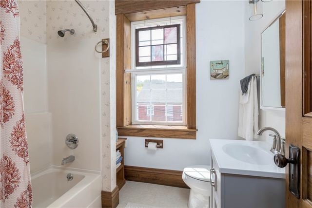 139 Main St, Claysville, PA 15323