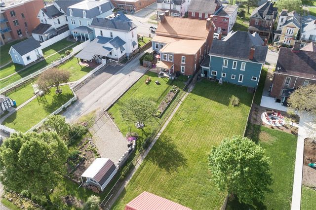 139 Main St, Claysville, PA 15323