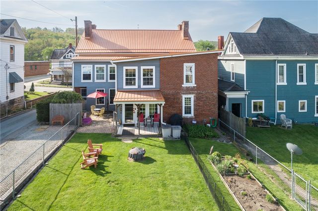 139 Main St, Claysville, PA 15323