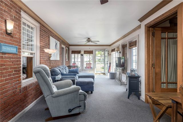 139 Main St, Claysville, PA 15323