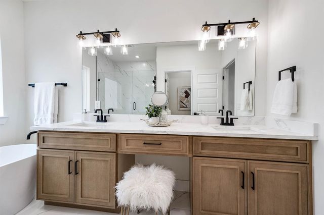 3203 St Emanuel Street B, Houston, TX 77004