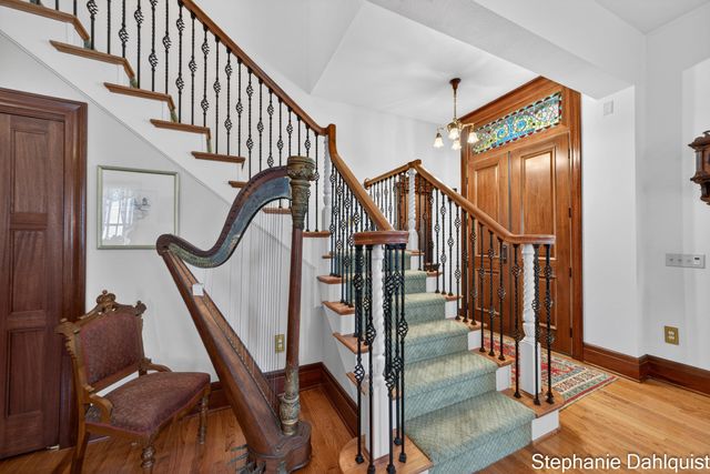 511 W Clay Avenue, Muskegon, MI 49440