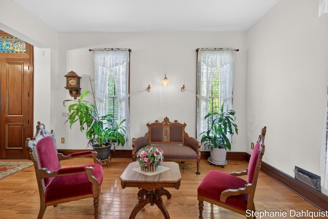 511 W Clay Avenue, Muskegon, MI 49440