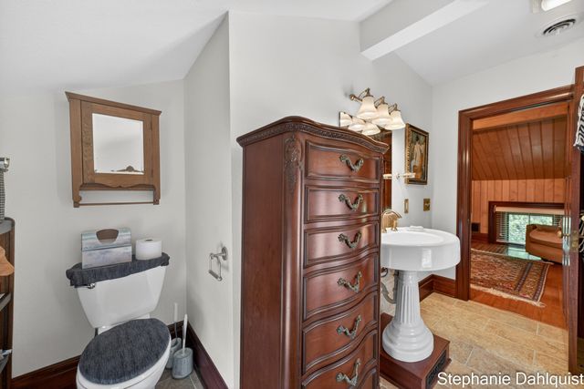 511 W Clay Avenue, Muskegon, MI 49440