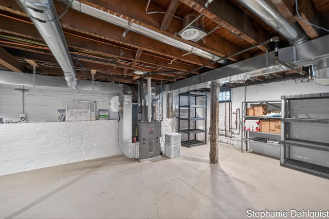 511 W Clay Avenue, Muskegon, MI 49440