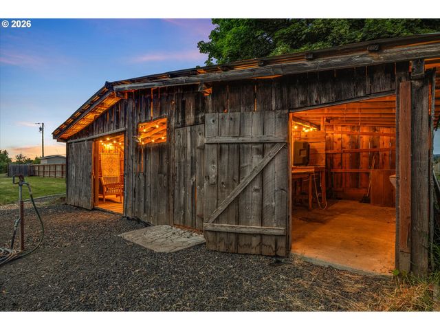 8130 HIGHWAY 47, Carlton, OR 97111