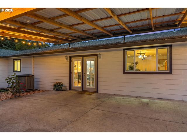 8130 HIGHWAY 47, Carlton, OR 97111
