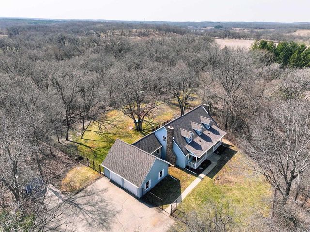 w7939 Territorial Road, Delavan, WI 53115