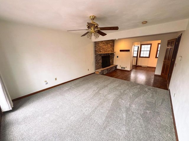 w7939 Territorial Road, Delavan, WI 53115