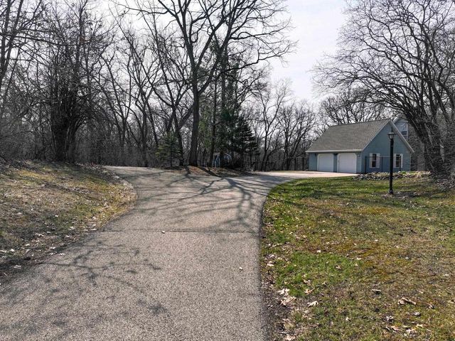 w7939 Territorial Road, Delavan, WI 53115