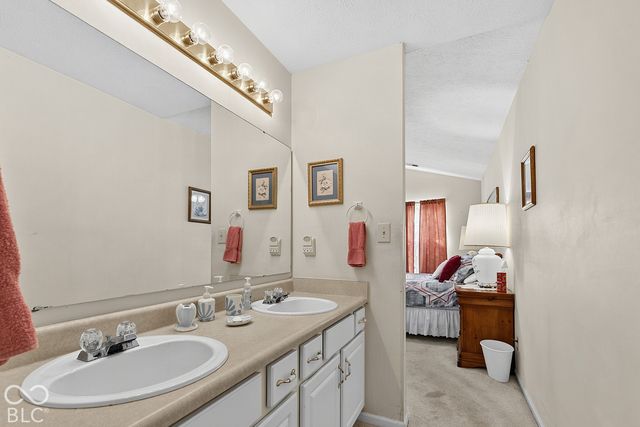 6047 Wildcat Drive, Indianapolis, IN 46203