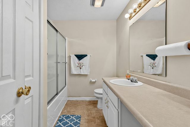 6047 Wildcat Drive, Indianapolis, IN 46203