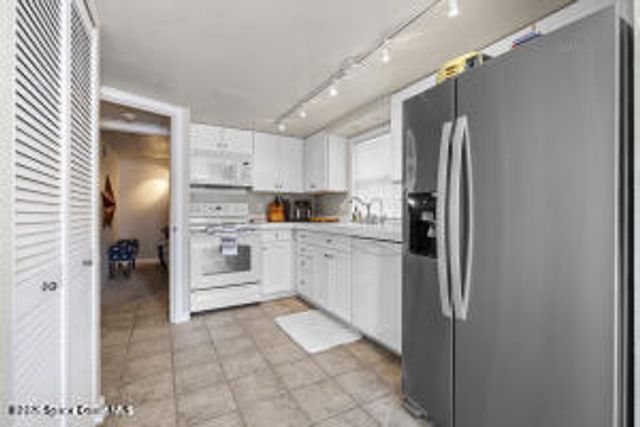 1240 Turkey Creek Drive NE, Palm Bay, FL 32905