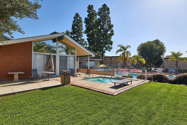 4560 Maple 124, La Mesa, CA 91941