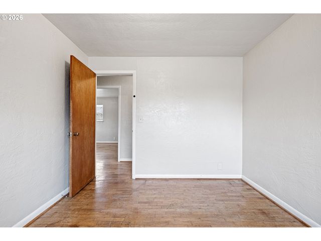 790 E 32ND Ave, Eugene, OR 97405