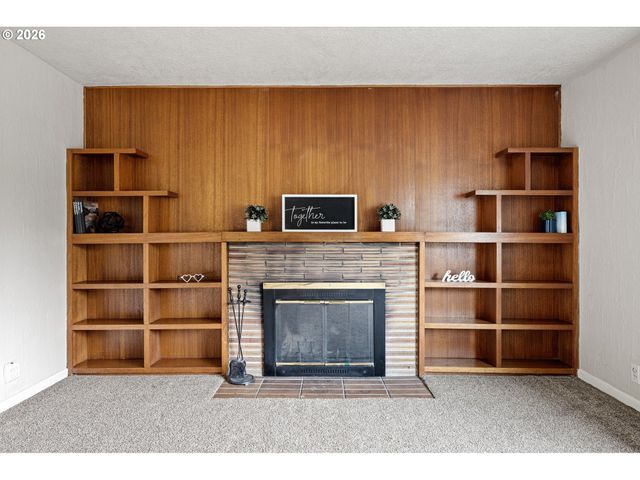 790 E 32ND Ave, Eugene, OR 97405