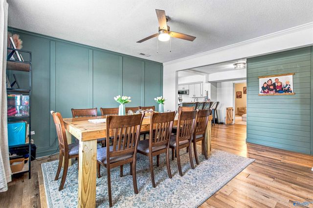 716 W Sanderfer Road, Athens, AL 35611