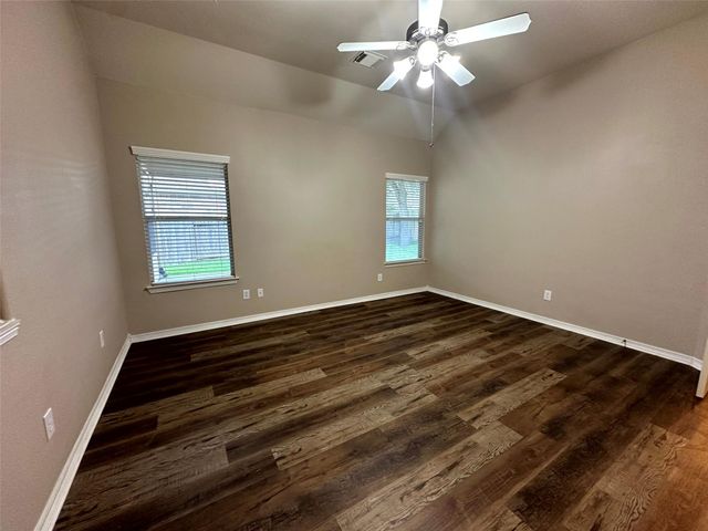 2047 Lulach Lane, Conroe, TX 77301