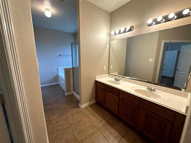 2047 Lulach Lane, Conroe, TX 77301