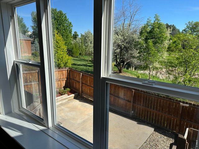 1013 W 41st St, Loveland, CO 80538