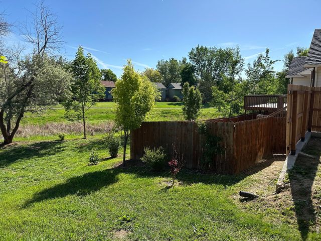 1013 W 41st St, Loveland, CO 80538