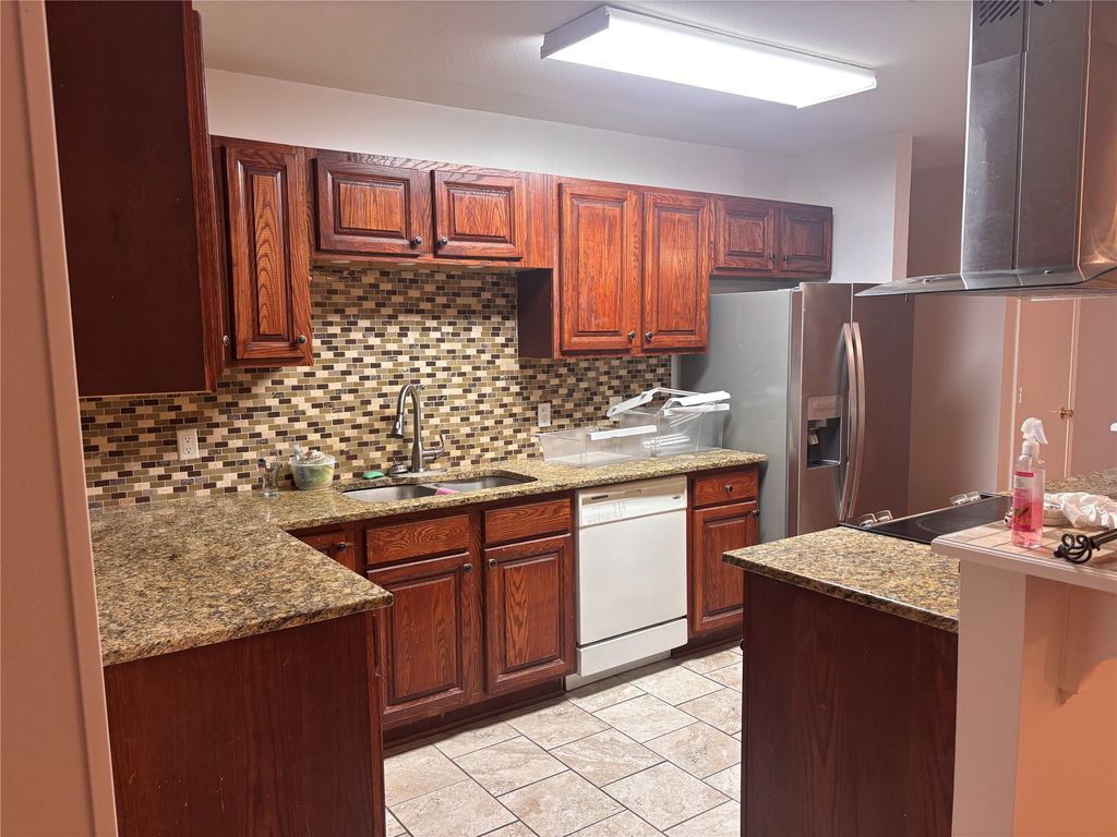 8424 Ronnie Street, White Settlement, TX 76108