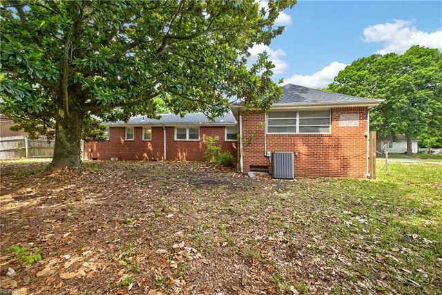 1535 Lyons AVE, Chesapeake, VA 23324
