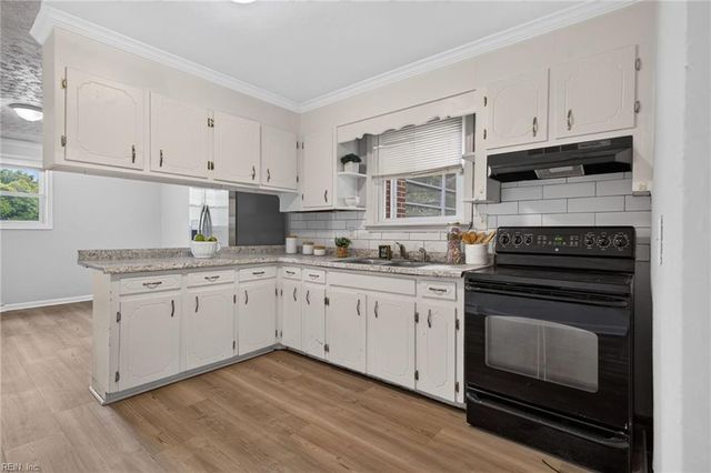 1535 Lyons AVE, Chesapeake, VA 23324