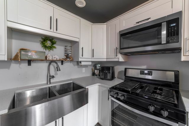 455 Marian Drive, Valparaiso, IN 46385