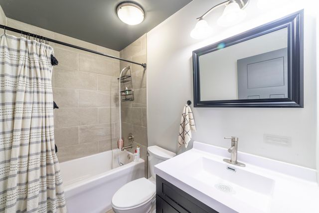 455 Marian Drive, Valparaiso, IN 46385