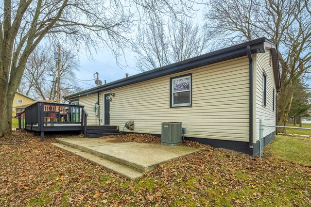 455 Marian Drive, Valparaiso, IN 46385