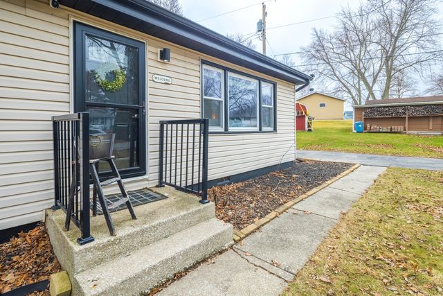 455 Marian Drive, Valparaiso, IN 46385