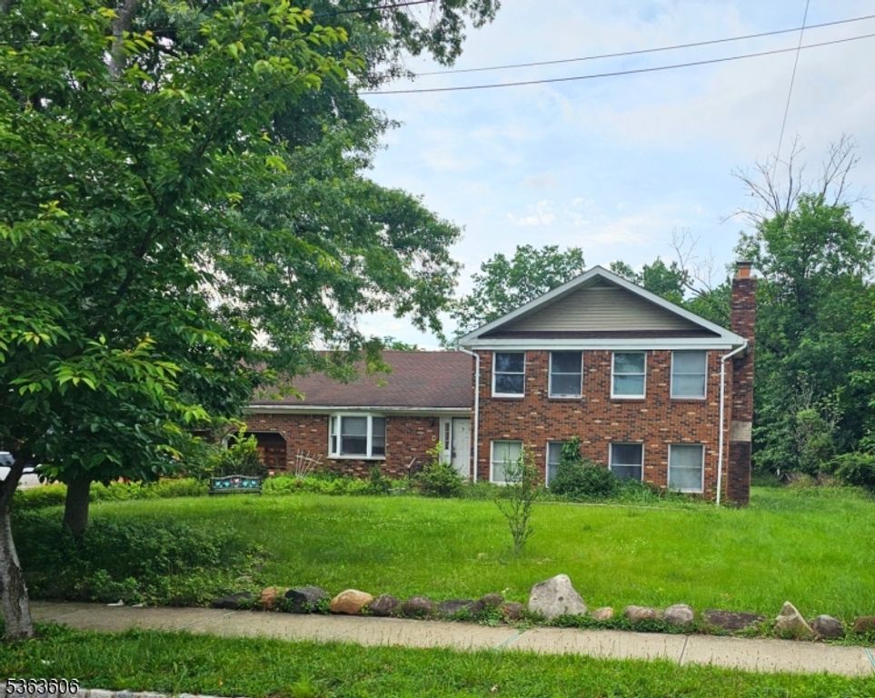 56 School St, Piscataway Twp., NJ 08854