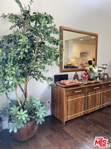 4460 Wilshire Boulevard 701, Los Angeles, CA 90010