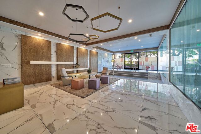 4460 Wilshire Boulevard 701, Los Angeles, CA 90010