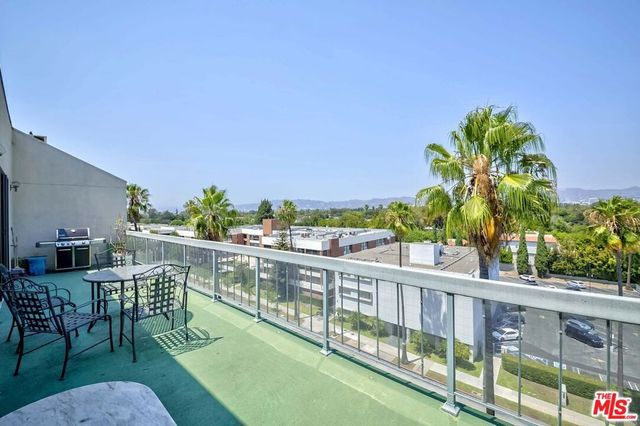 4460 Wilshire Boulevard 701, Los Angeles, CA 90010