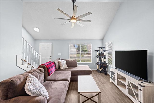 1176 Lost Trail, Fort Walton Beach, FL 32547