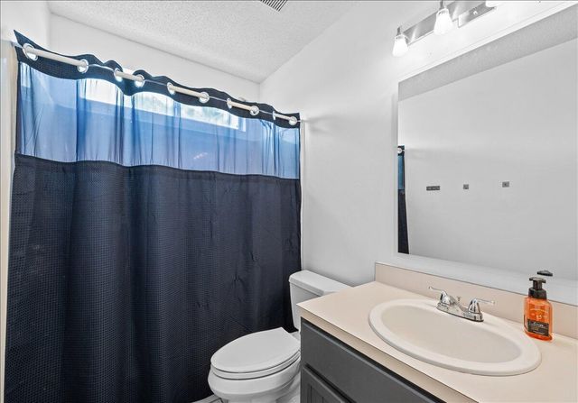 1176 Lost Trail, Fort Walton Beach, FL 32547