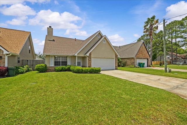 1176 Lost Trail, Fort Walton Beach, FL 32547