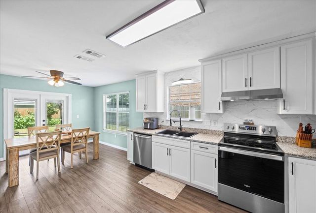 1176 Lost Trail, Fort Walton Beach, FL 32547