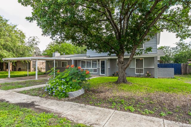 7815 WESTSHIRE DR, San Antonio, TX 78227