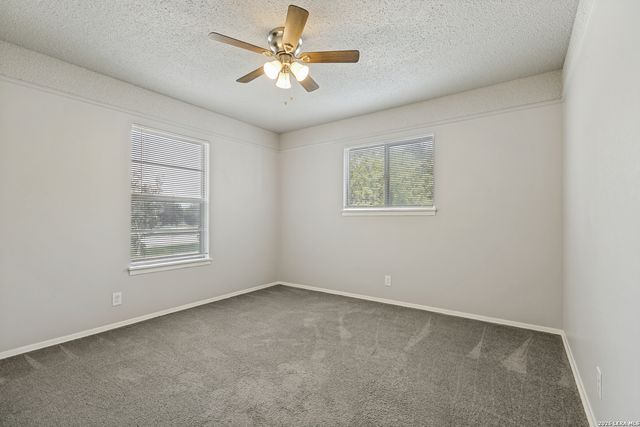 7815 WESTSHIRE DR, San Antonio, TX 78227