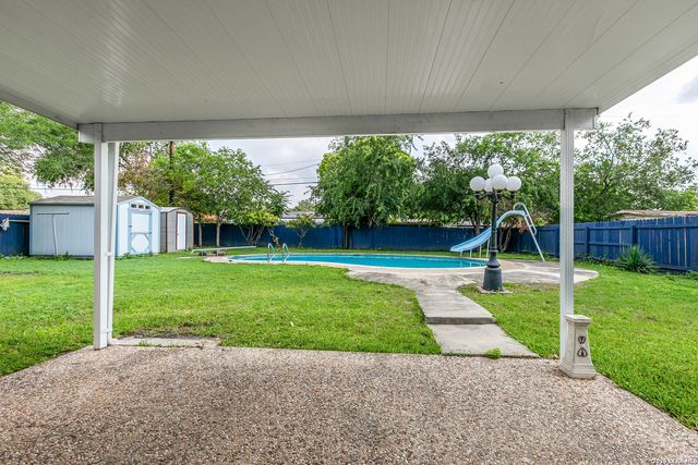 7815 WESTSHIRE DR, San Antonio, TX 78227