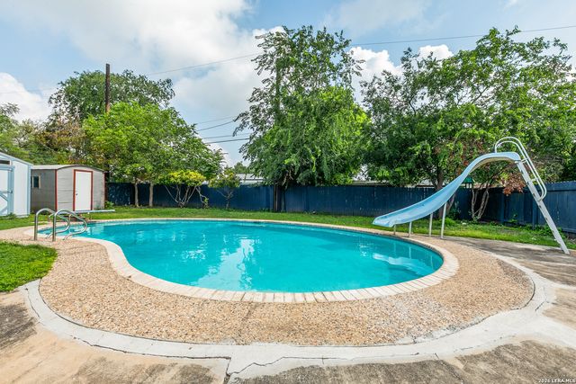7815 WESTSHIRE DR, San Antonio, TX 78227