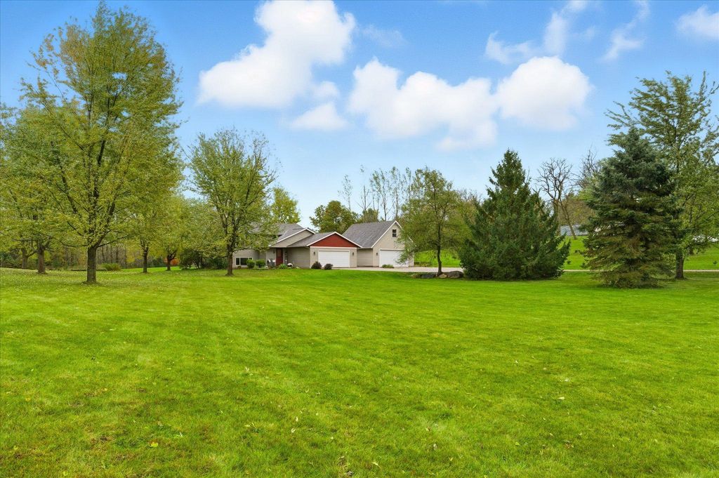 2167 County Road C, New Richmond, WI 54017