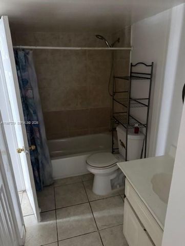 488 NW 165th St Rd B-408, Miami, FL 33169