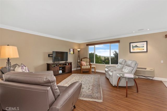 3486 Bahia Blanca 3-D, Laguna Woods, CA 92637