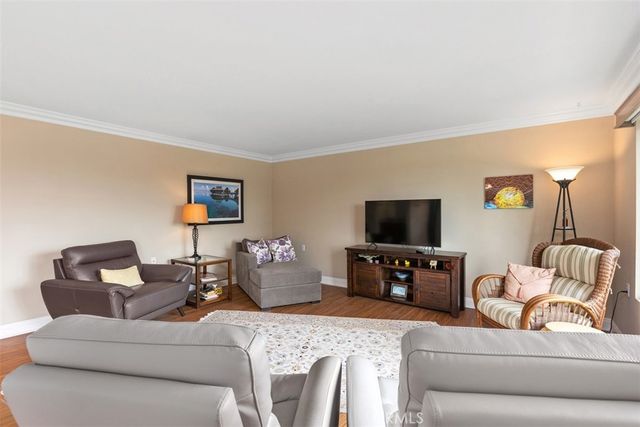 3486 Bahia Blanca 3-D, Laguna Woods, CA 92637