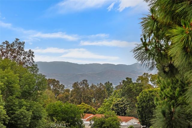 3486 Bahia Blanca 3-D, Laguna Woods, CA 92637